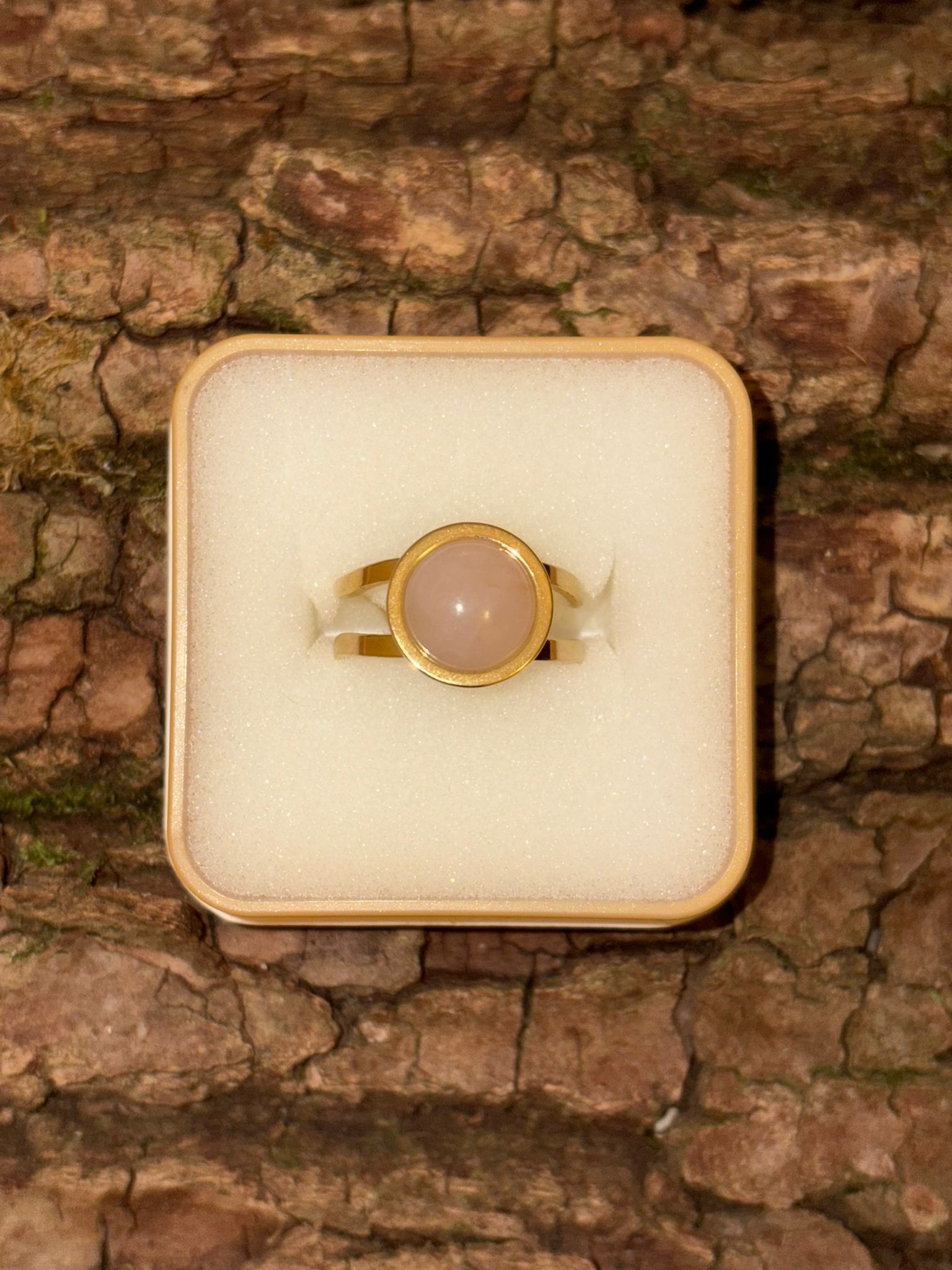 Bague pierre dorée quartz rose