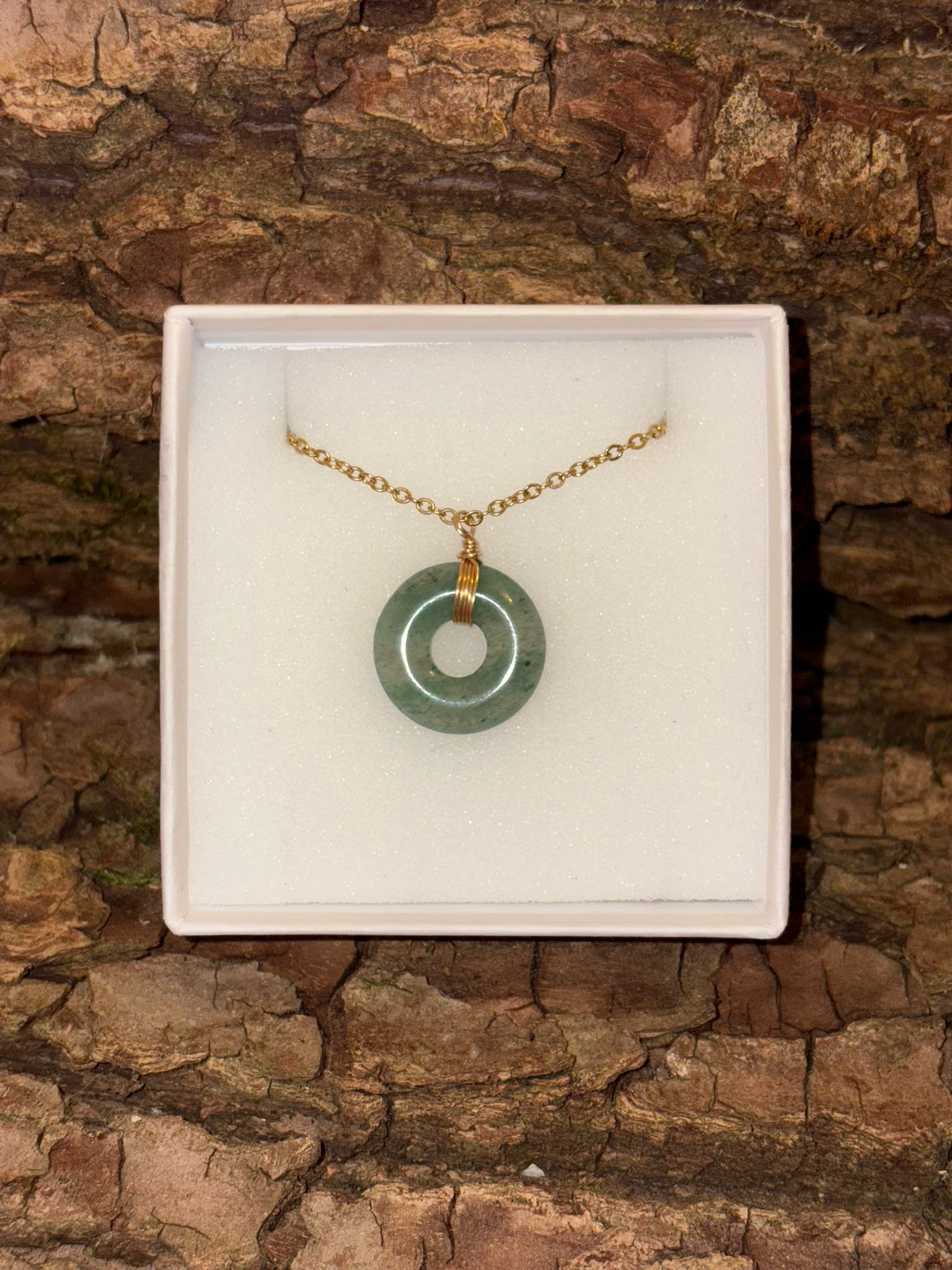 Collier rond doré Aventurine verte