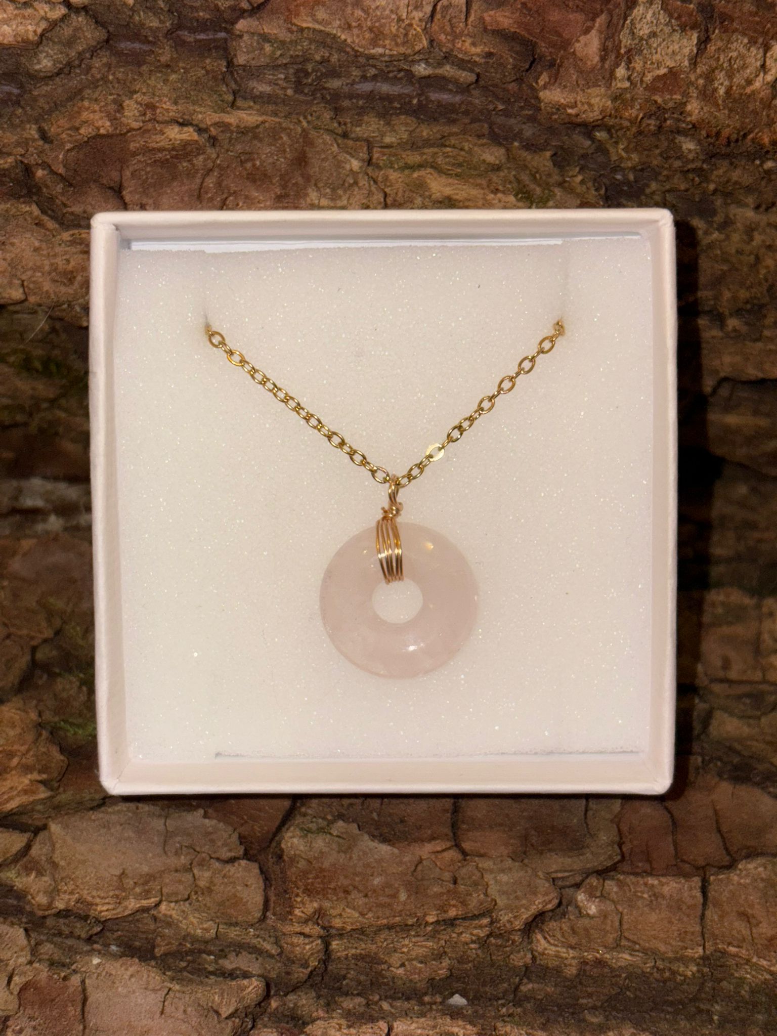 Collier rond doré Quartz rose