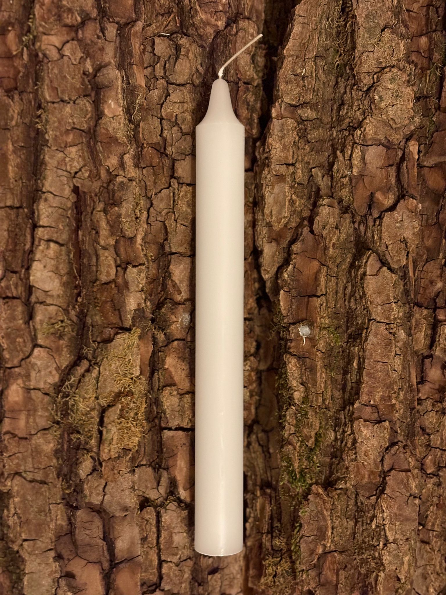 Bougie teintée dans la masse Antique   – 22 cm